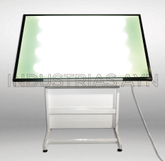 Mesa de Dibujo Técnico con Tableros de Luz Mixta (Luz Verde y Luz Blanca)